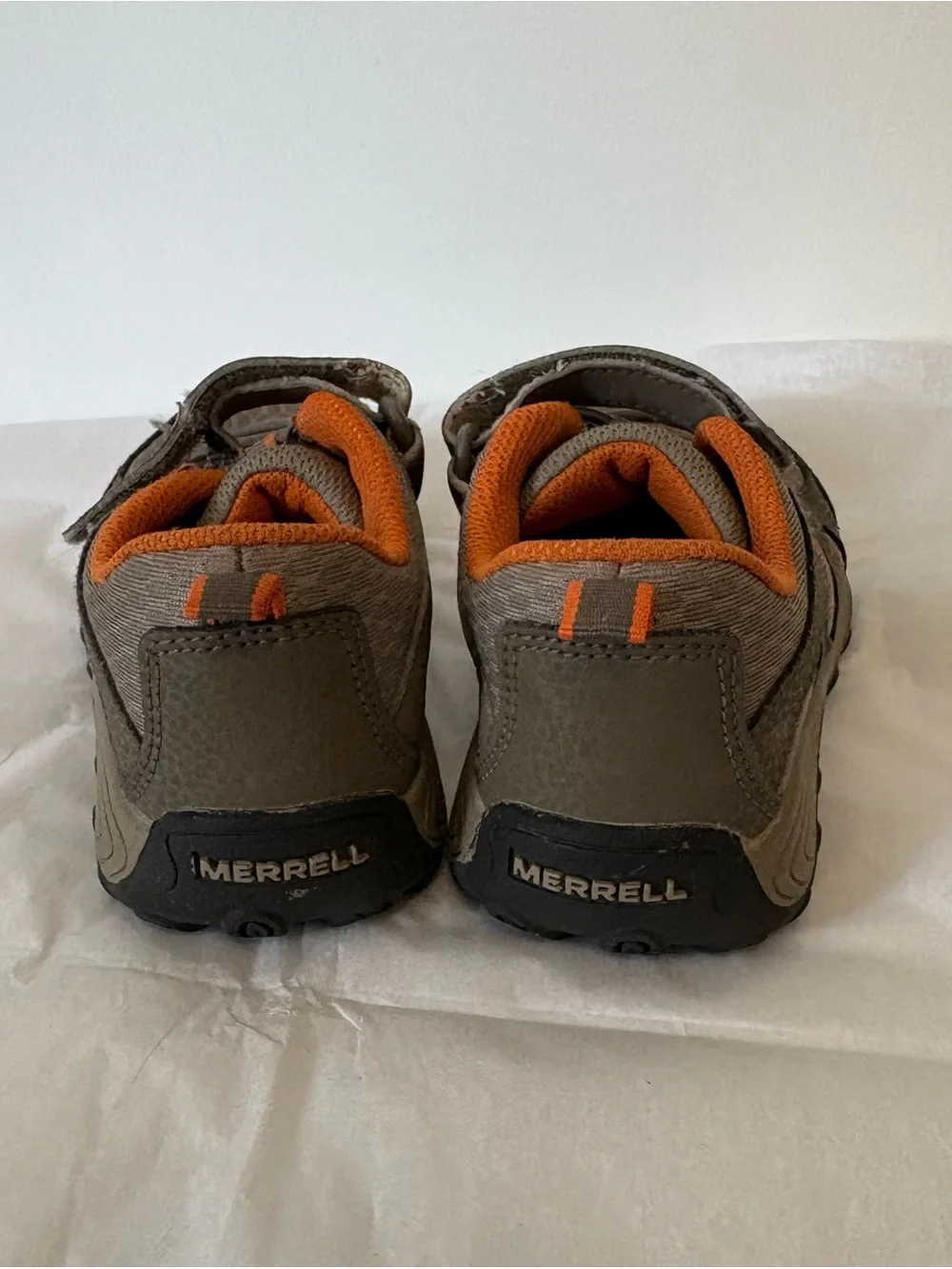 Merrell Kids Outback Low Hiking Shoes Size 11 Grey Orange Sneaker MK262024